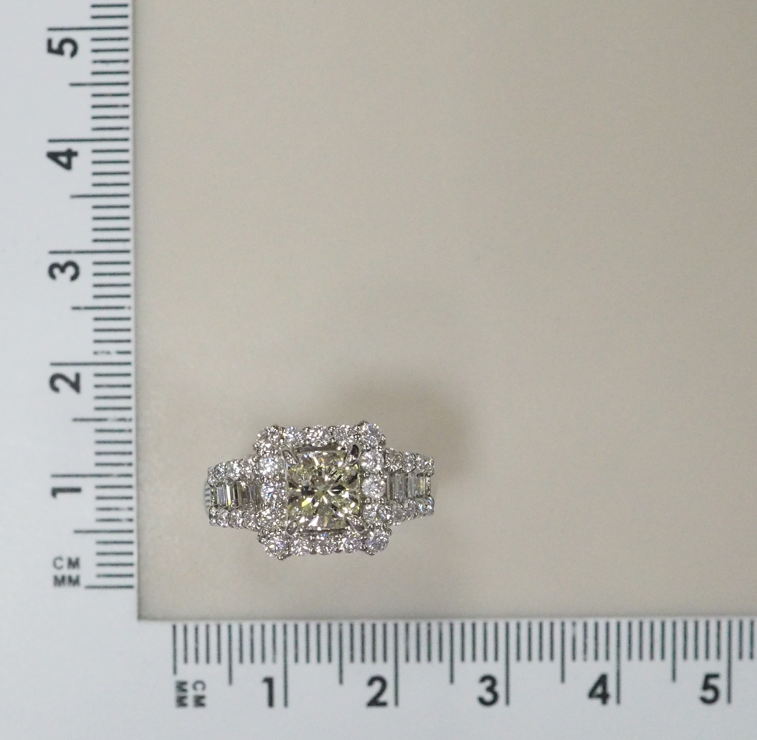 10331-000013 Кольцо (Pt 900)